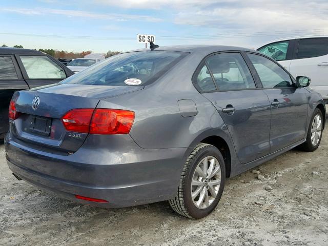 3VWDX7AJ3BM309357 - 2011 VOLKSWAGEN JETTA SE GRAY photo 4