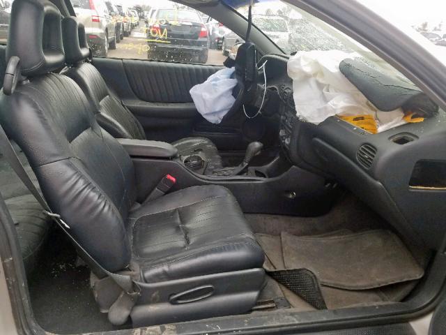 1G2WP12K32F196093 - 2002 PONTIAC GRAND PRIX SILVER photo 5