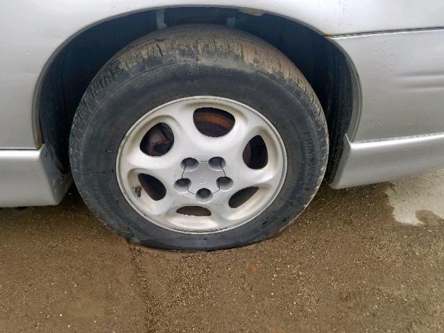 1G2WP12K32F196093 - 2002 PONTIAC GRAND PRIX SILVER photo 9