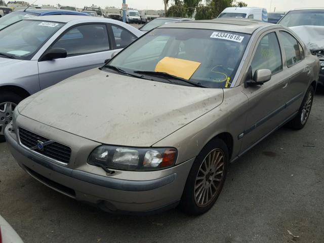 YV1RS59V142413367 - 2004 VOLVO S60 2.5T BEIGE photo 2