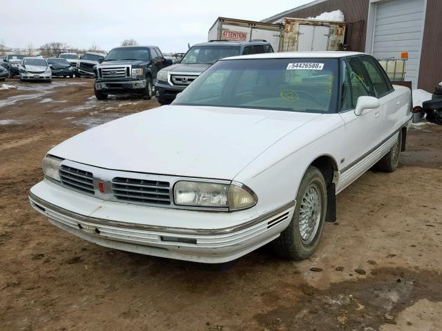 1G3CX52L7R4311153 - 1994 OLDSMOBILE 98 REGENCY WHITE photo 2