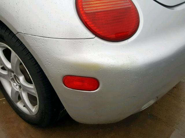 3VWCD31C74M417515 - 2004 VOLKSWAGEN NEW BEETLE ვერცხლისფერი ფოტო 9