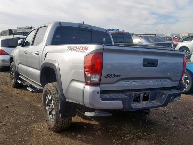 3TMCZ5AN0HM076627 - 2017 TOYOTA TACOMA DOU ნაცრისფერი ფოტო 3