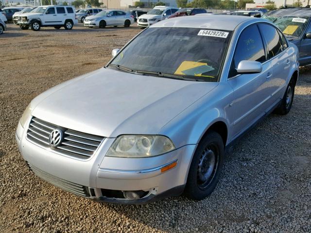 WVWPD63B02P305141 - 2002 VOLKSWAGEN PASSAT GLS SILVER photo 2