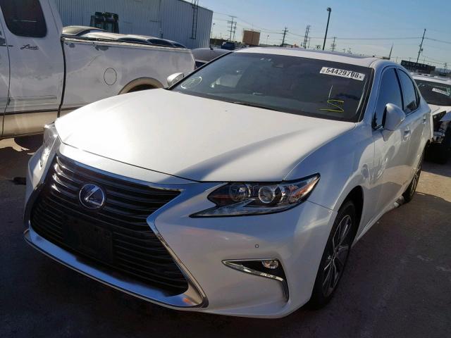 JTHBW1GG2G2123070 - 2016 LEXUS ES 300H WHITE photo 2