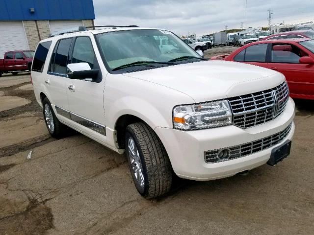 5LMFU28508LJ20071 - 2008 LINCOLN NAVIGATOR WHITE photo 1