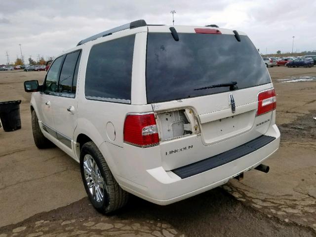 5LMFU28508LJ20071 - 2008 LINCOLN NAVIGATOR WHITE photo 3