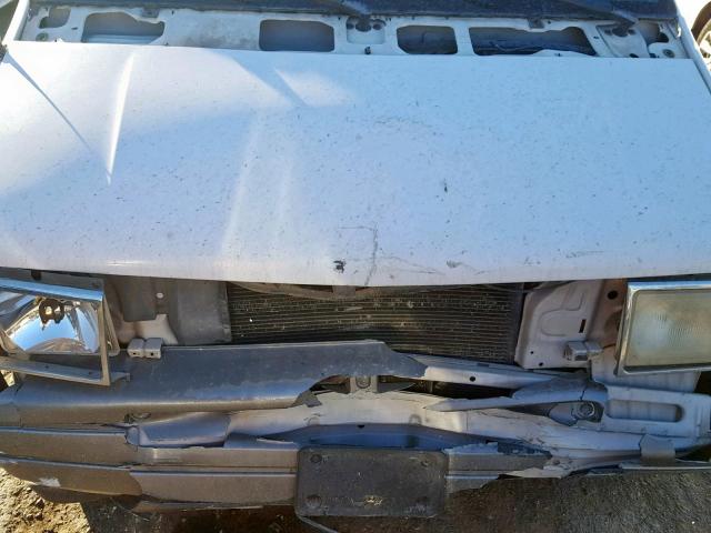 1FMDA31U1VZA92123 - 1997 FORD AEROSTAR WHITE photo 7