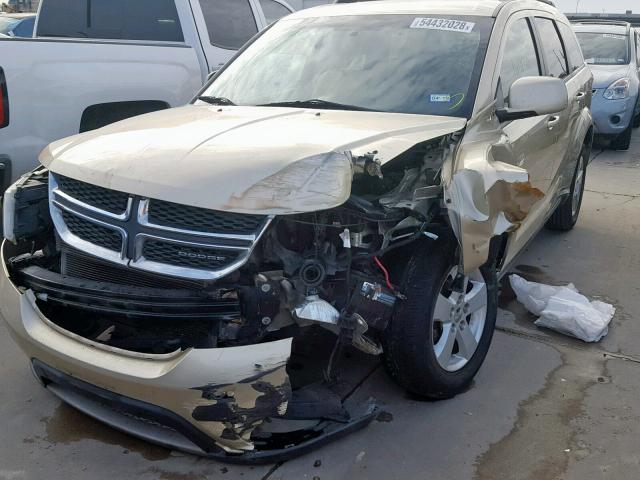 3D4PG1FG1BT530975 - 2011 DODGE JOURNEY MA TAN photo 2