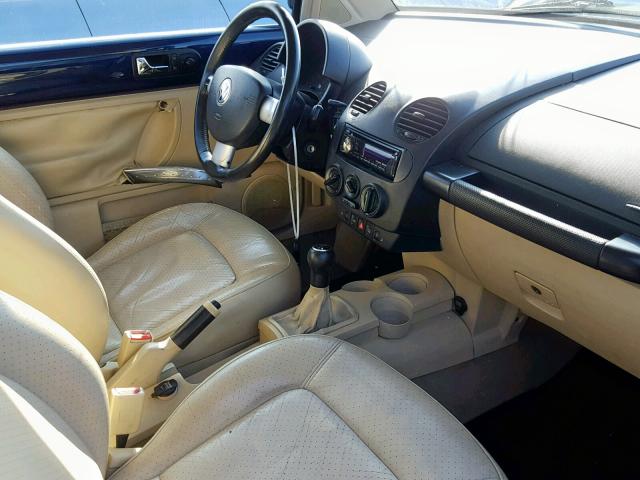 3VWDD21C7YM445478 - 2000 VOLKSWAGEN NEW BEETLE 蓝色 照片 5