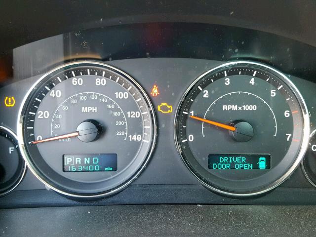 1J8HG48K06C356914 - 2006 JEEP COMMANDER BLACK photo 8