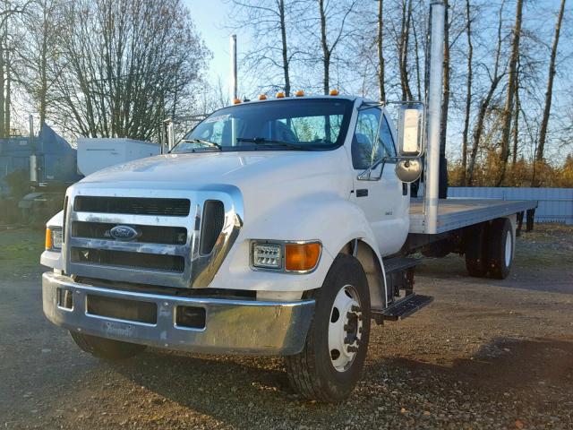 3FRNF65N46V322753 - 2006 FORD F650 SUPER WHITE photo 2