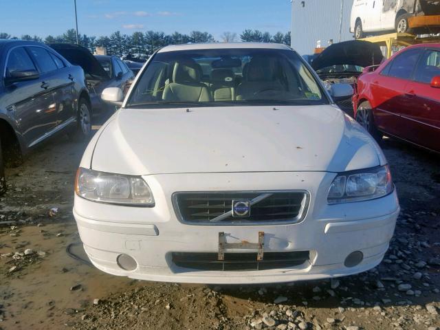 YV1RS592582682998 - 2008 VOLVO S60 2.5T WHITE photo 9