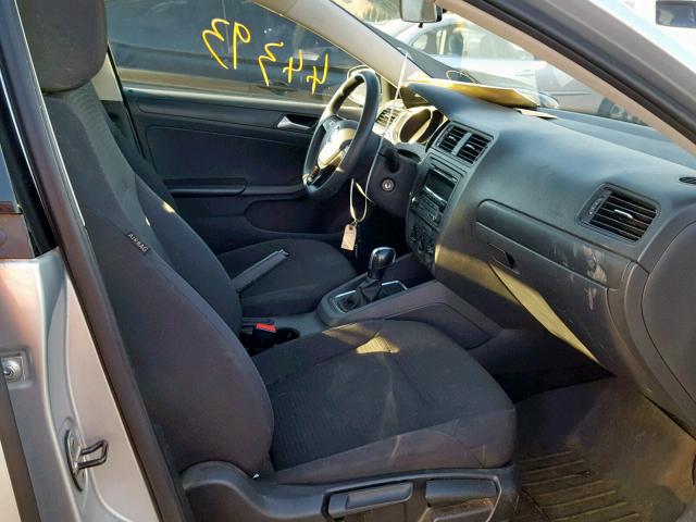 3VW2K7AJ5FM203262 - 2015 VOLKSWAGEN JETTA BASE 银色 照片 5