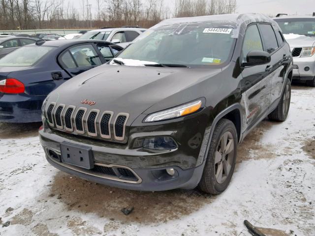 1C4PJMCB3GW299751 - 2016 JEEP CHEROKEE L GREEN photo 2