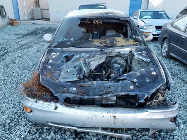 1G4CW54K524102292 - 2002 BUICK PARK AVENU SILVER photo 9