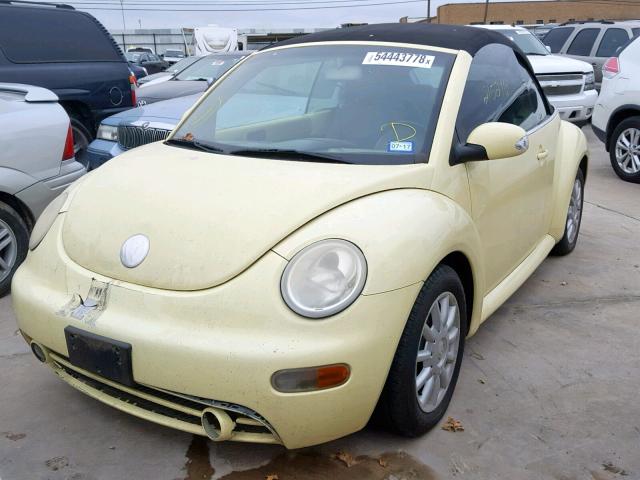 3VWCM31Y15M314023 - 2005 VOLKSWAGEN NEW BEETLE YELLOW photo 2