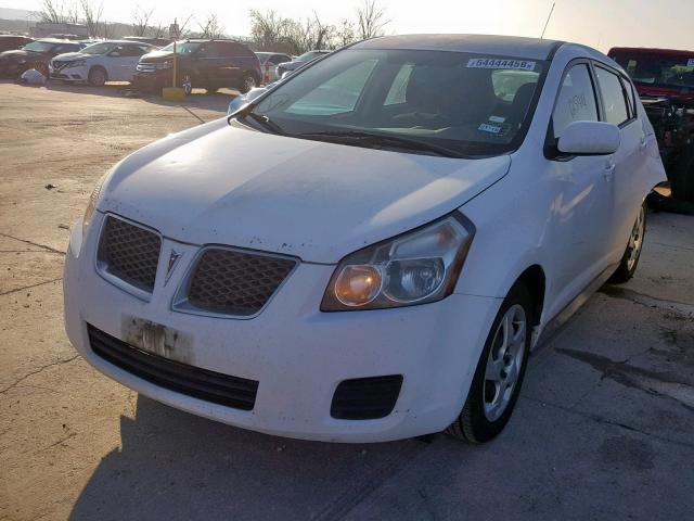 5Y2SP6E84AZ418449 - 2010 PONTIAC VIBE WHITE photo 2