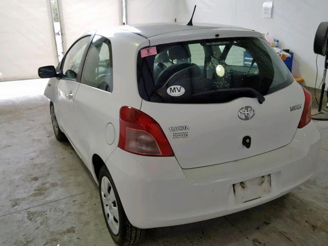 JTDJT923385141506 - 2008 TOYOTA YARIS WHITE photo 3