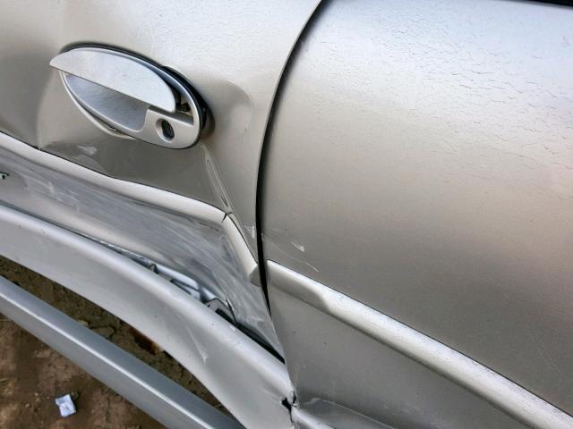 1G2WP52K92F186420 - 2002 PONTIAC GRAND PRIX SILVER photo 10