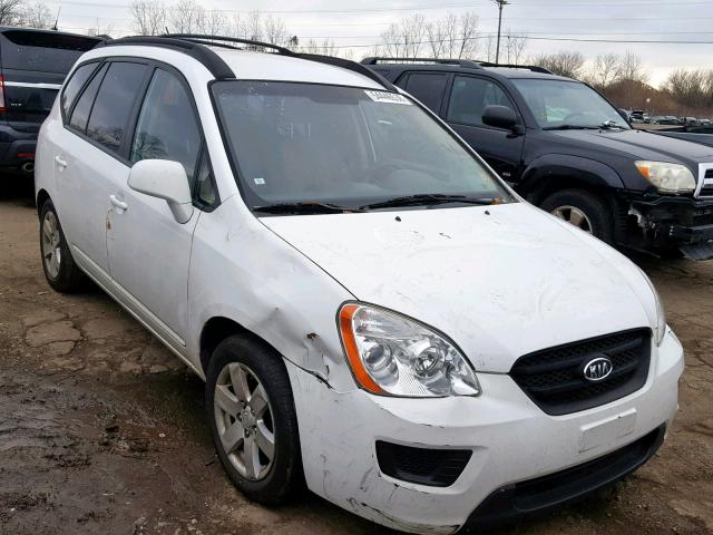 KNAFG526287177833 - 2008 KIA RONDO LX WHITE photo 1