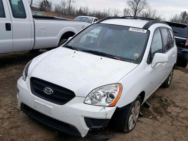 KNAFG526287177833 - 2008 KIA RONDO LX WHITE photo 2