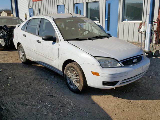 1FAFP34N97W330052 - 2007 FORD FOCUS ZX4 WHITE photo 1