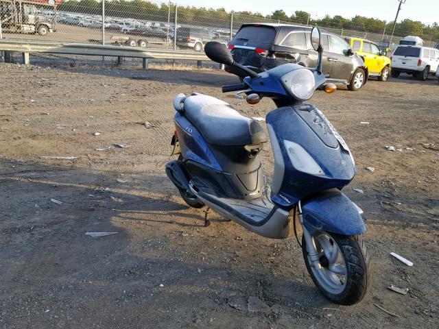 ZAPC446B8C4201643 - 2012 PIAGGIO FLY 50 BLUE photo 1