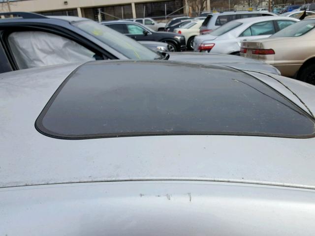 3VWCD21C7YM417403 - 2000 VOLKSWAGEN NEW BEETLE 银色 照片 9