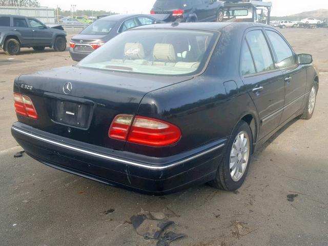 WDBJF65J51B215434 - 2001 MERCEDES-BENZ E 320 BLACK photo 4