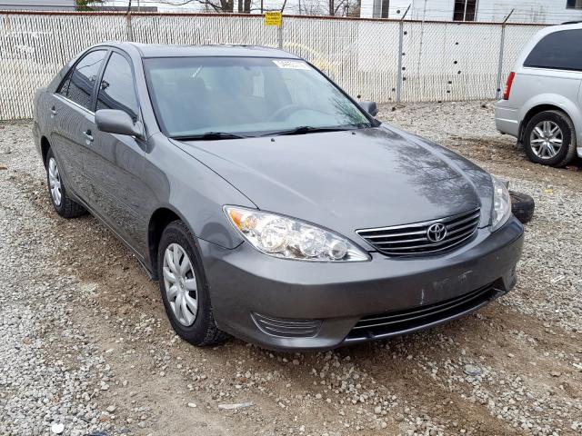 4T1BE32K45U576714 - 2005 TOYOTA CAMRY LE GRAY photo 1