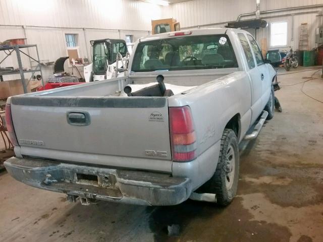 1GTEK19V77E134781 - 2007 GMC NEW SIERRA SILVER photo 4