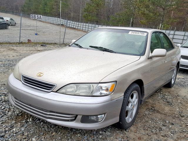 JT8BF28G710303121 - 2001 LEXUS ES 300 GOLD photo 2