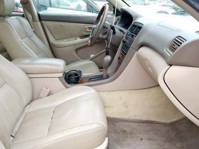 JT8BF28G710303121 - 2001 LEXUS ES 300 GOLD photo 5