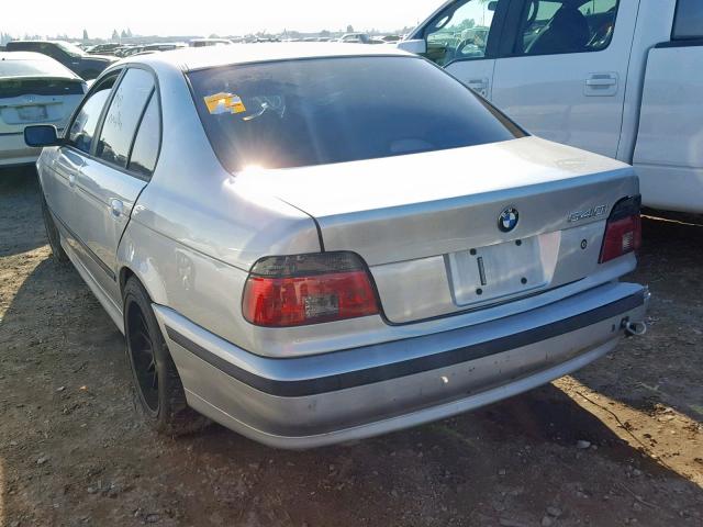 WBADN5341YGC94221 - 2000 BMW 540 I SILVER photo 3