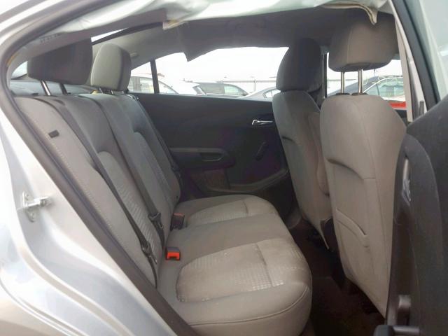 1G1JA5SG2E4239129 - 2014 CHEVROLET SONIC LS SILVER photo 6