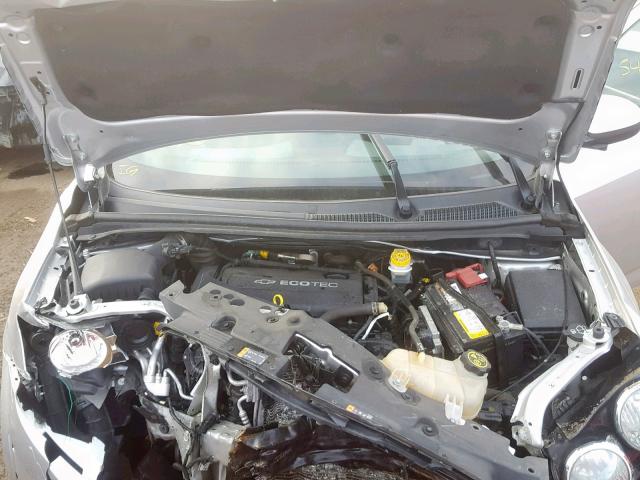 1G1JA5SG2E4239129 - 2014 CHEVROLET SONIC LS SILVER photo 7