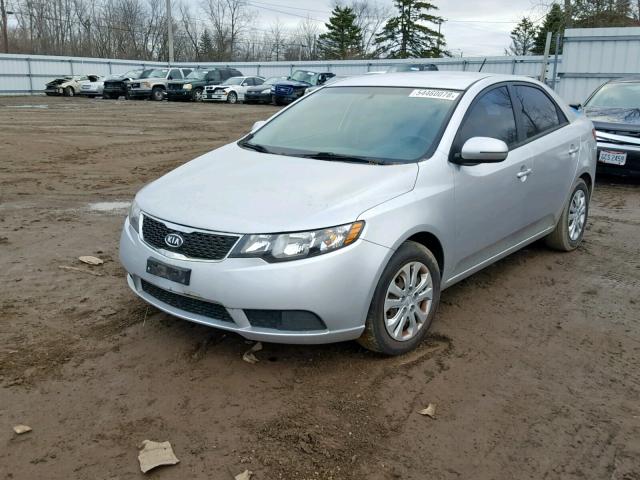 KNAFU4A28B5326623 - 2011 KIA FORTE EX SILVER photo 2