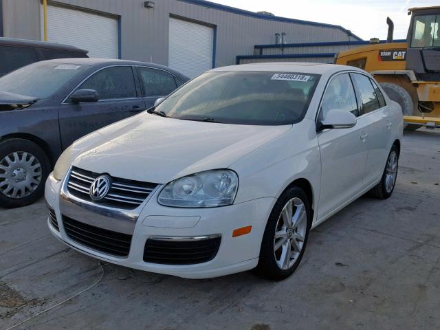 3VWSF71K76M727946 - 2006 VOLKSWAGEN JETTA 2.5 WHITE photo 2