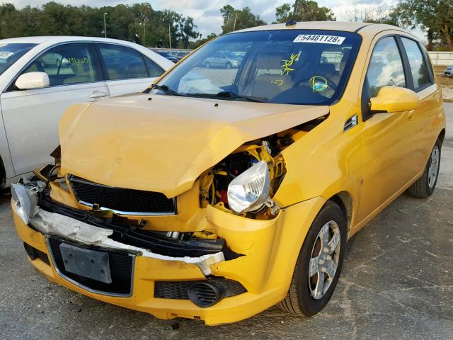 KL1TD66E19B626124 - 2009 CHEVROLET AVEO LS YELLOW photo 2
