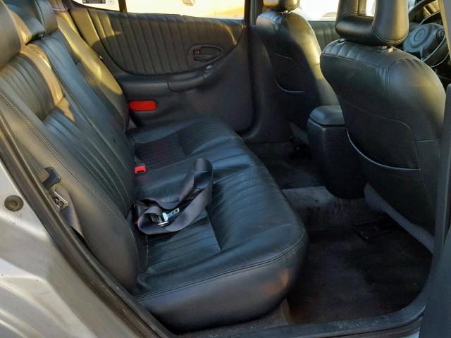 1G2WP52K42F187829 - 2002 PONTIAC GRAND PRIX SILVER photo 6