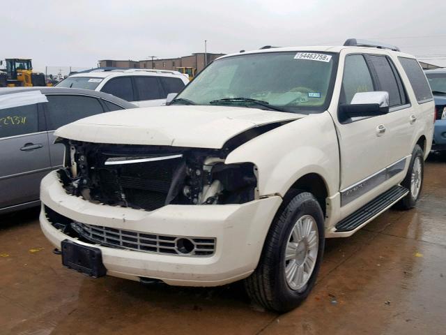 5LMFU27518LJ20176 - 2008 LINCOLN NAVIGATOR CREAM photo 2