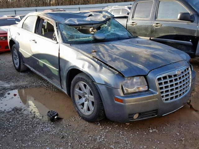 2C3KA53G37H880410 - 2007 CHRYSLER 300 TOURIN SILVER photo 1