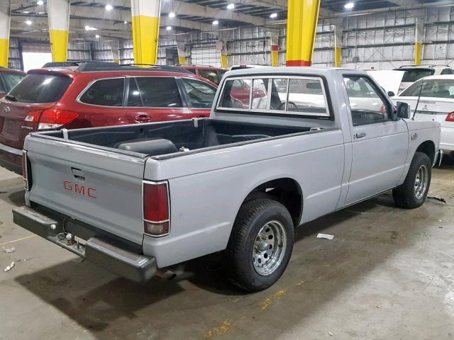 1GTCS14B1D0508315 - 1983 GMC S TRUCK S1 GRAY photo 4