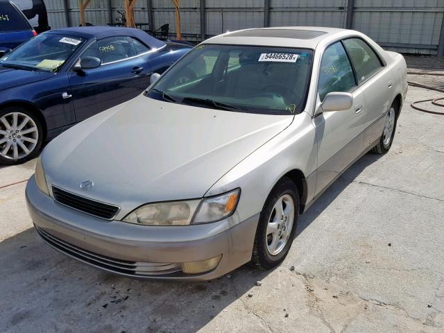 JT8BF22G3V0011464 - 1997 LEXUS ES 300 BEIGE photo 2