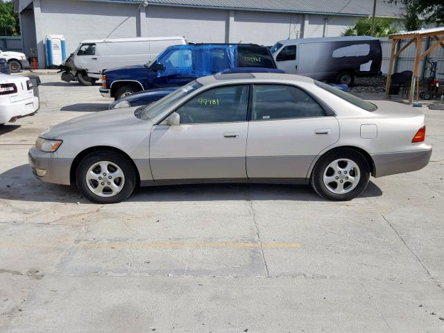 JT8BF22G3V0011464 - 1997 LEXUS ES 300 BEIGE photo 9