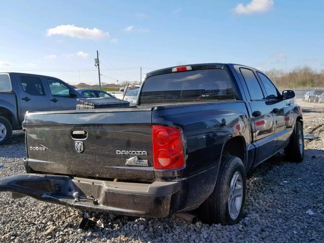 1D7RE3GK8BS586526 - 2011 DODGE DAKOTA SLT BLACK photo 4