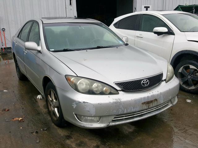 4T1BE32K05U075738 - 2005 TOYOTA CAMRY LE SILVER photo 1