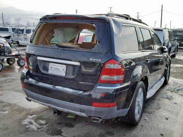 4JGBF71E18A386892 - 2008 MERCEDES-BENZ GL 450 4MA BLACK photo 4