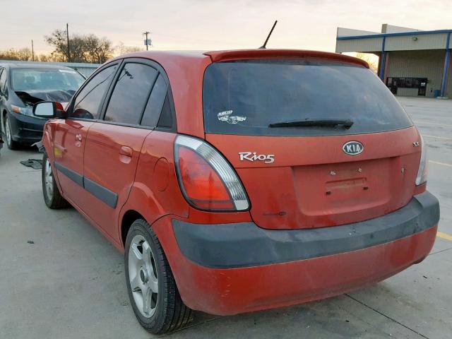 KNADE163X66177622 - 2006 KIA RIO 5 ORANGE photo 3